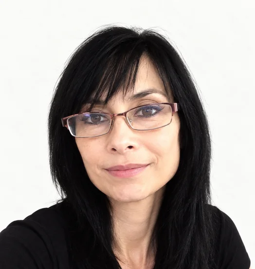 Rosine Denis, Design and Development
